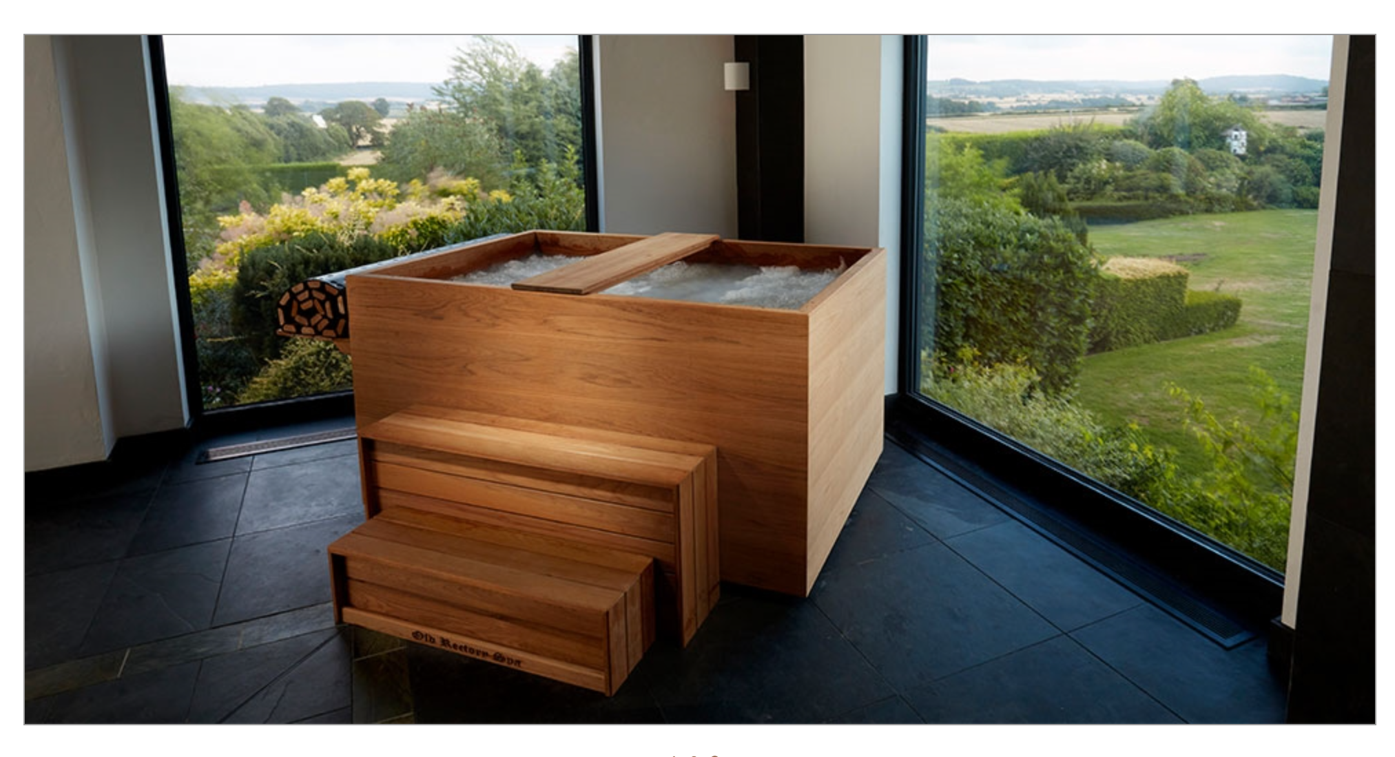Ofuro horse trough -   Japanese soaking tubs, Outdoor bathtub, Wood  bathtub