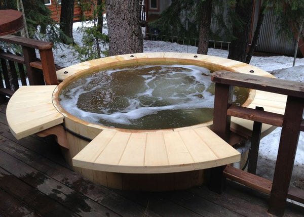 Alaskan Yellow Cedar Round Hot Tub